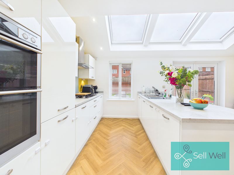 Property photo 2 of 29 Kitchen/Diner