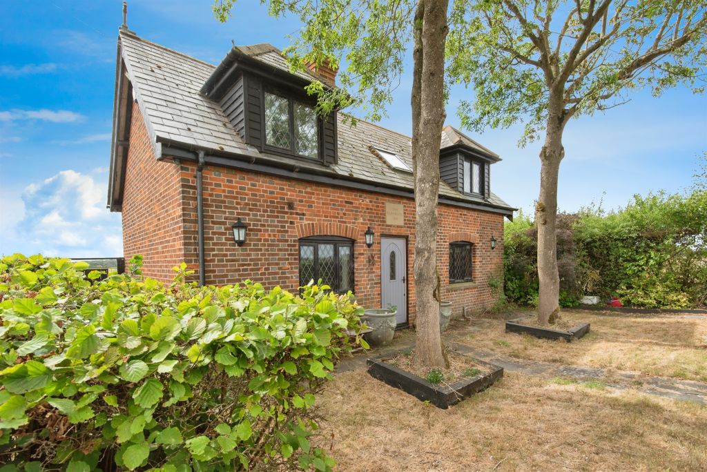Property photo 1 of 17