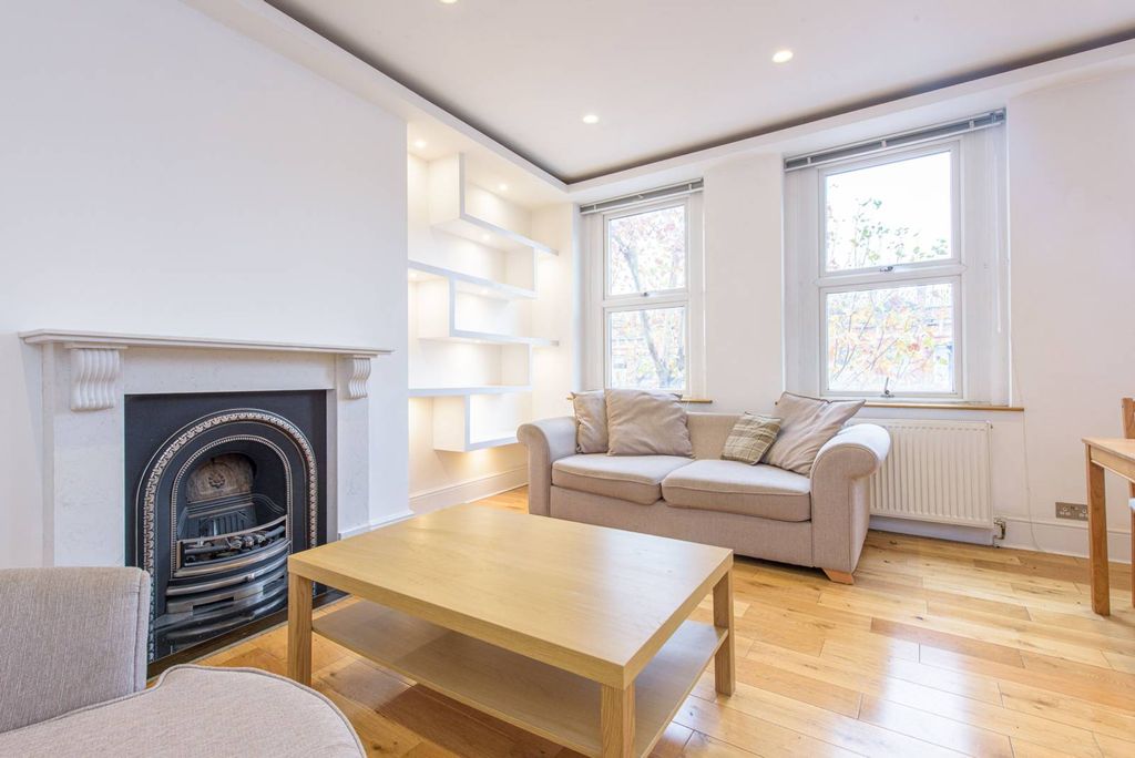 Property photo 3 of 9