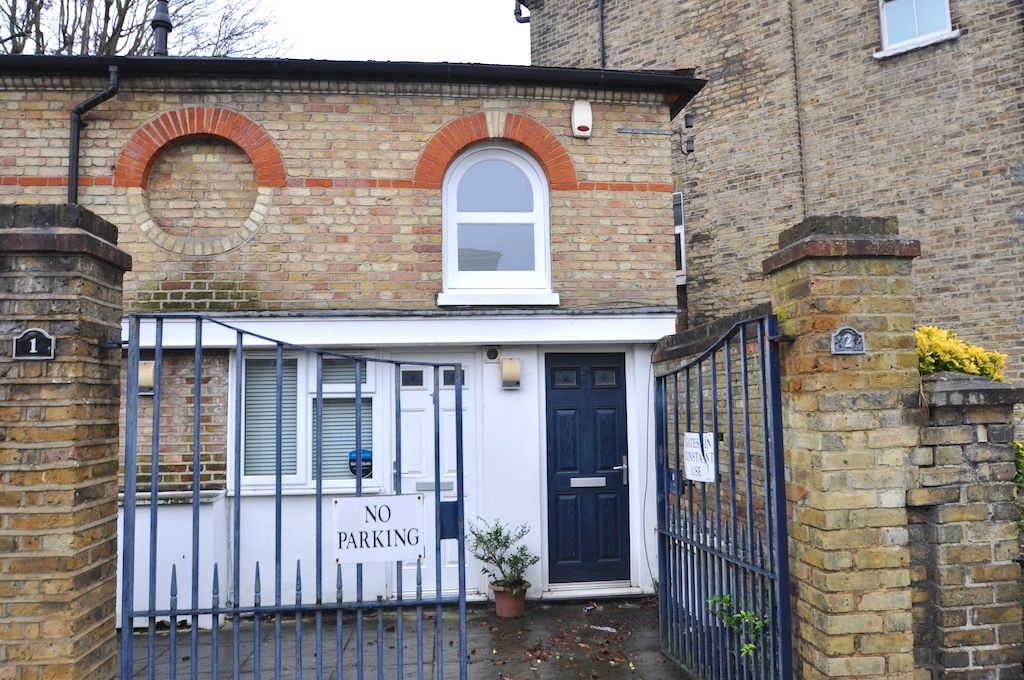 Property photo 1 of 9