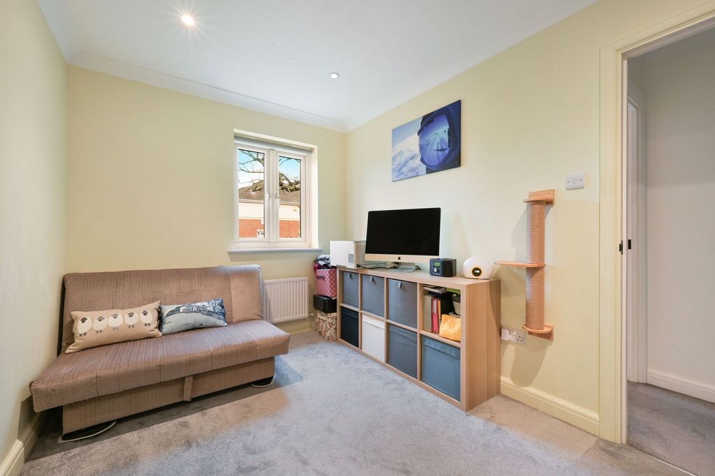 Additional image 12 of 2 bed end terrace house for saleCrowhurst Mead, Godstone RH9