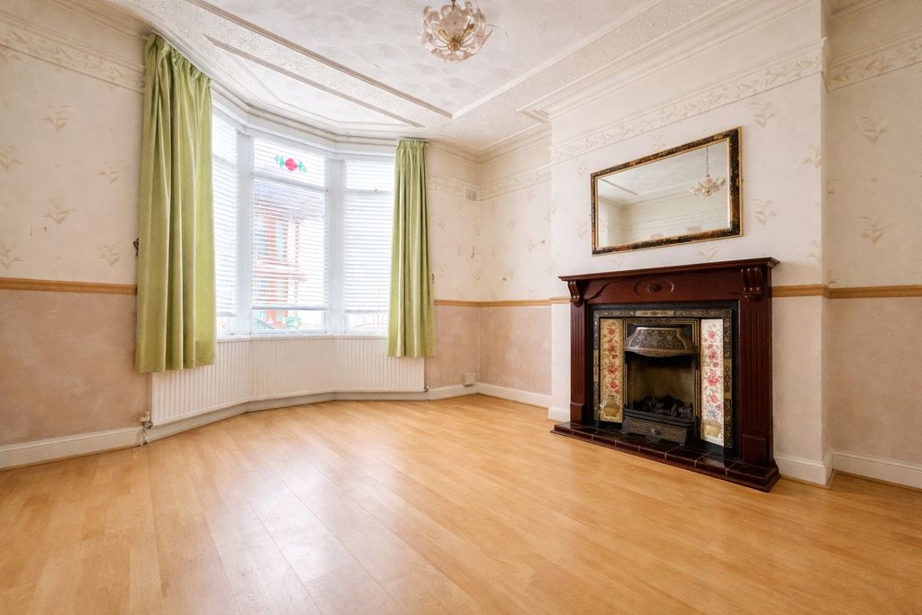 Property photo 3 of 10 Picture No. 08