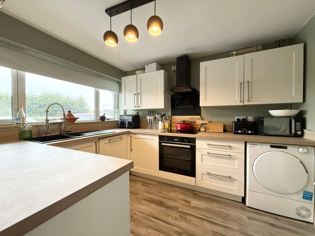 Property photo 2 of 20 Img_E2980