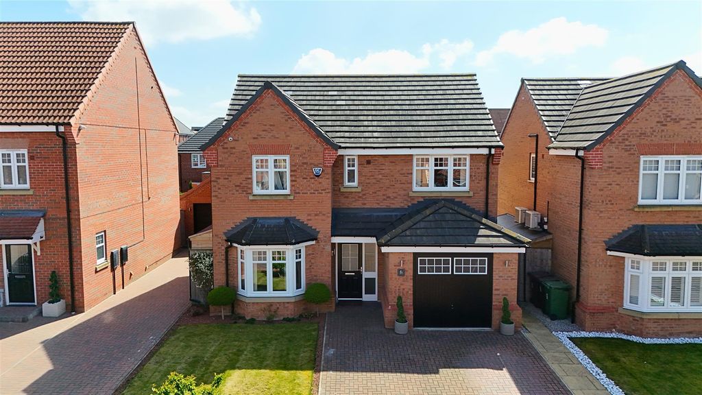 Property photo 1 of 34 Untitled Design (36).Png