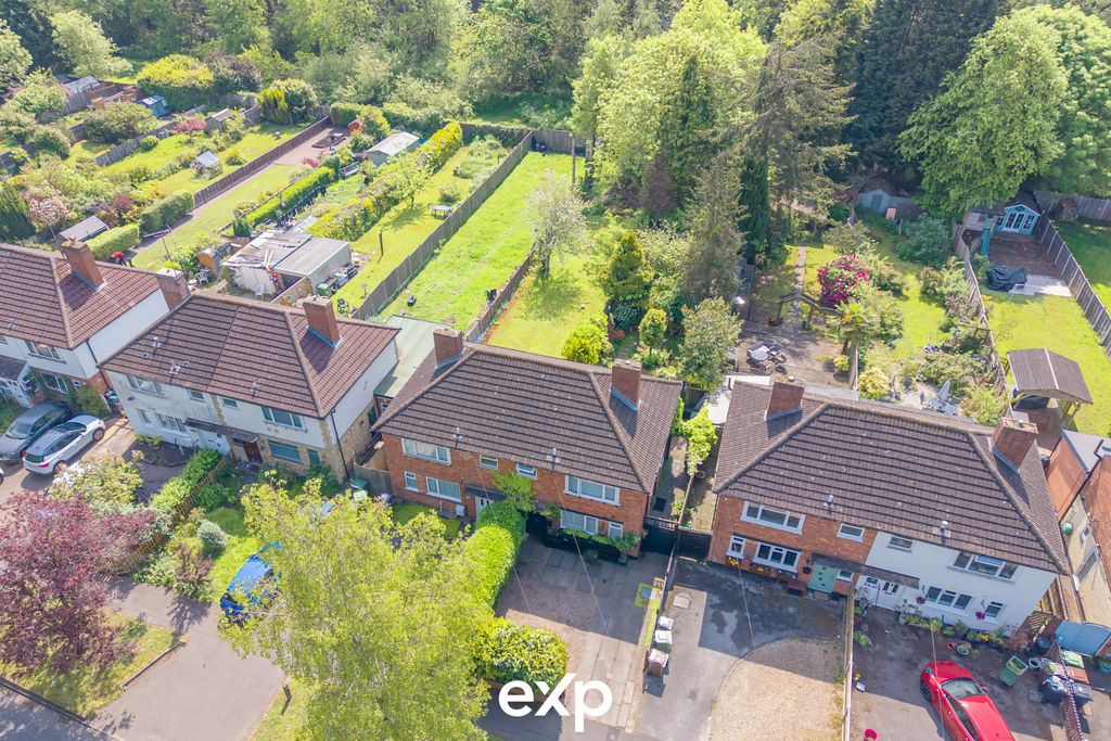 Property photo 2 of 26