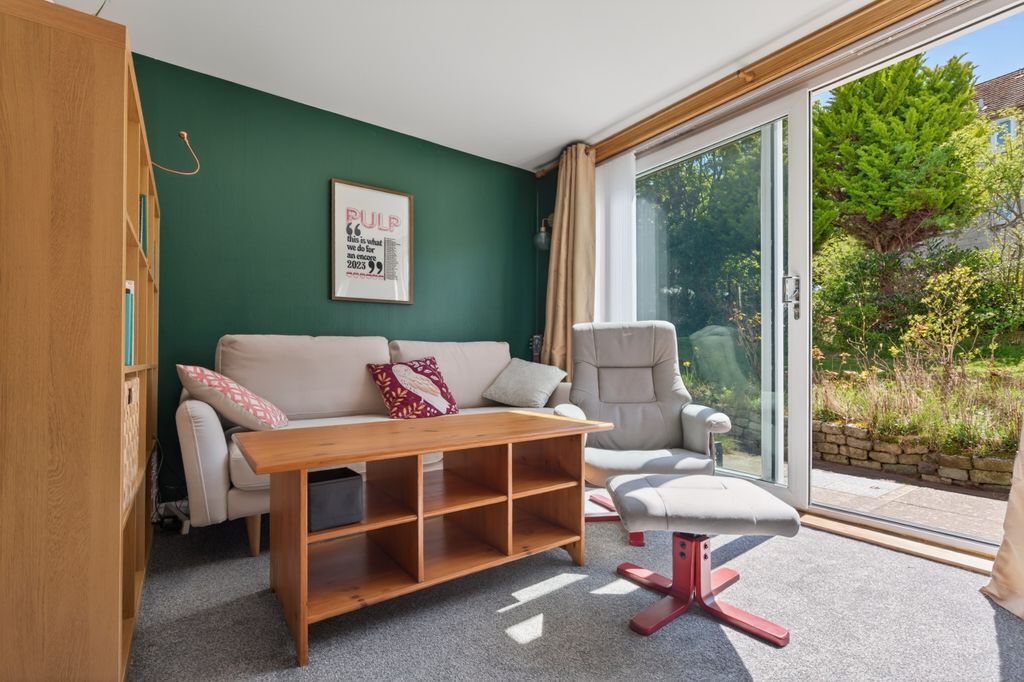 2 bed flat for saleOxgangs Street, Edinburgh EH13