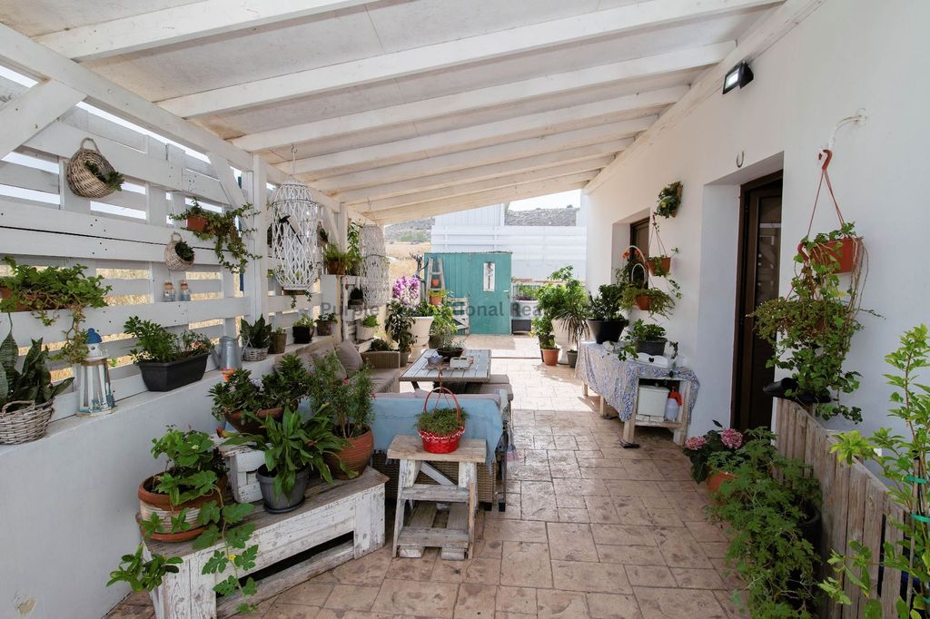 Property photo 3 of 29