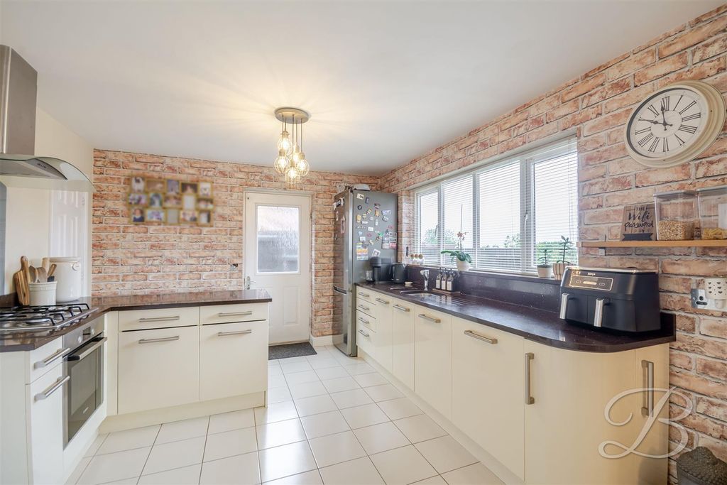 Property photo 2 of 50 Ccltd-36.Jpg