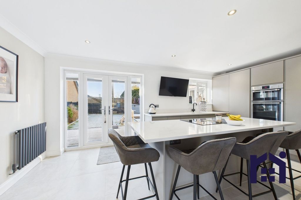 Property photo 3 of 24 Heart Of The Home