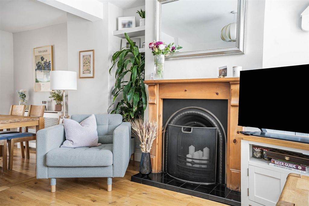 Property photo 3 of 14 16_66650.Jpg