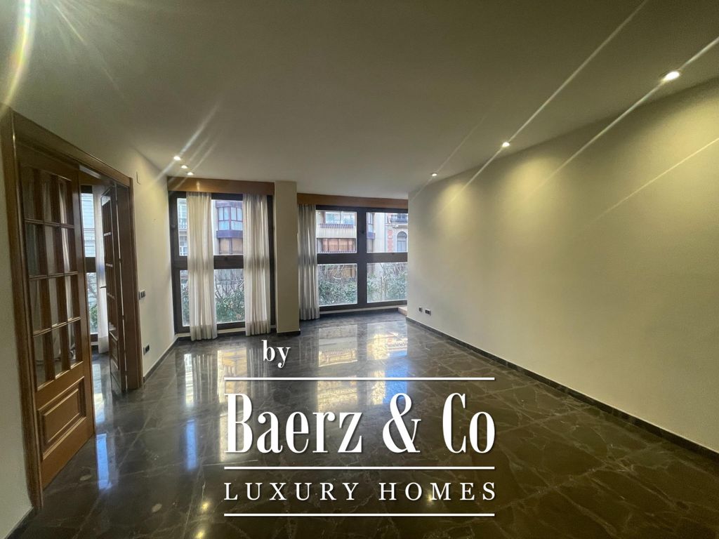 Property photo 2 of 27