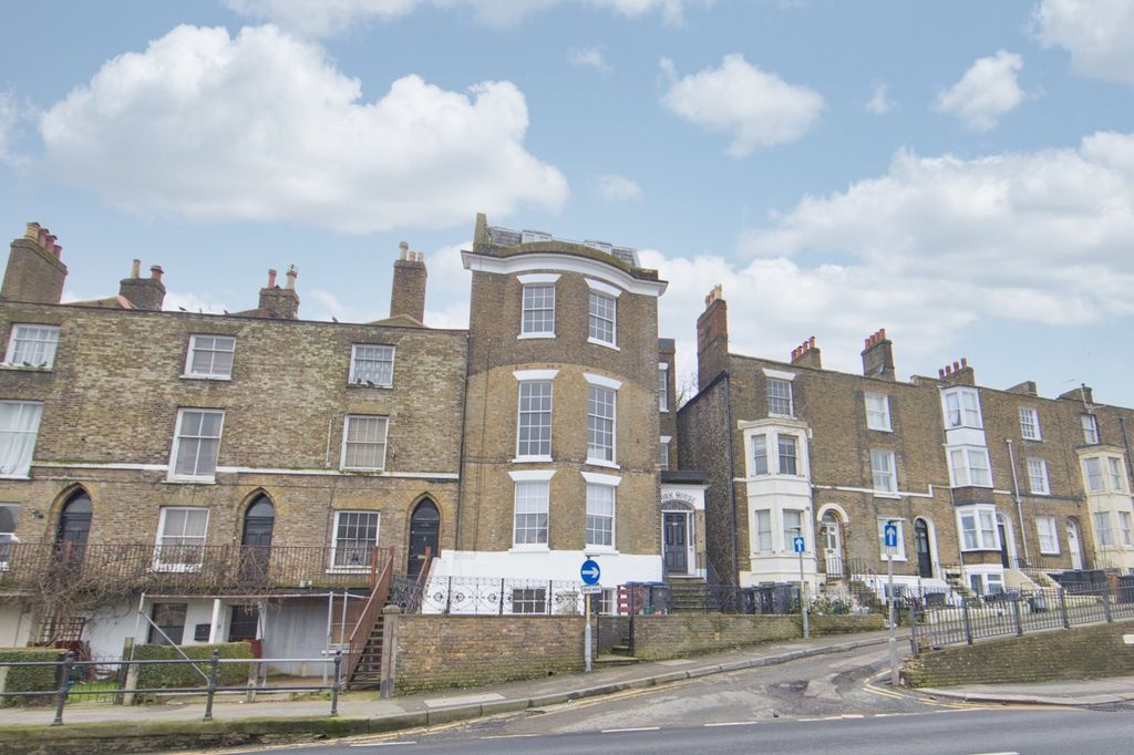 Property photo 1 of 9 Picture 1