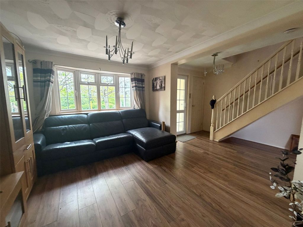 Property photo 3 of 22 Picture No. 27