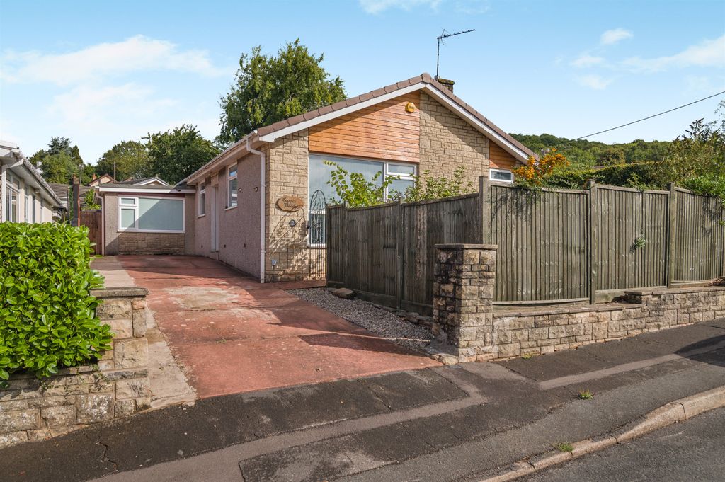 Property photo 1 of 23