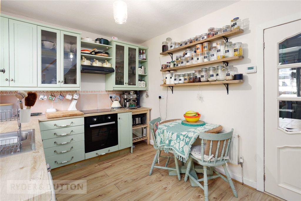 Property photo 2 of 21 Kitchen/Diner