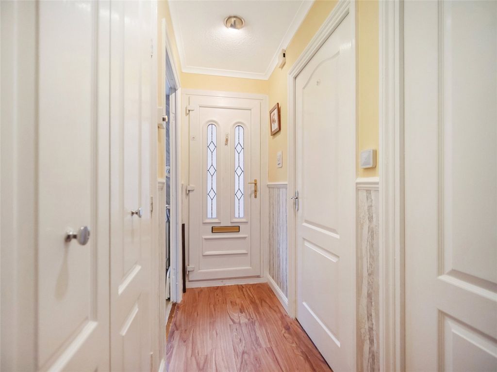 Property photo 2 of 21 Picture No. 02