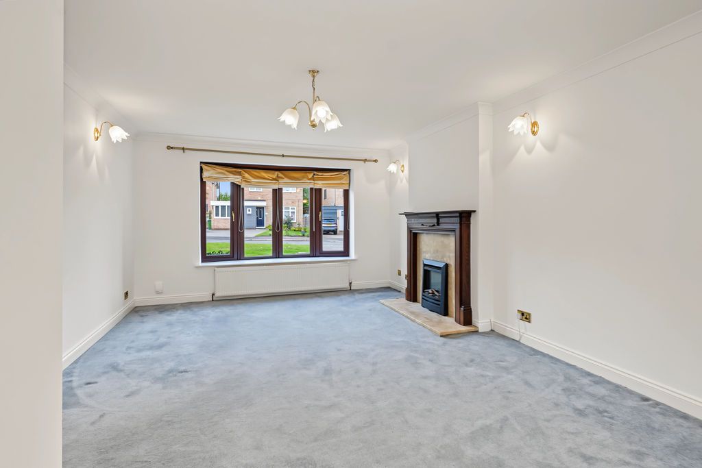 Property photo 2 of 27 Living Room