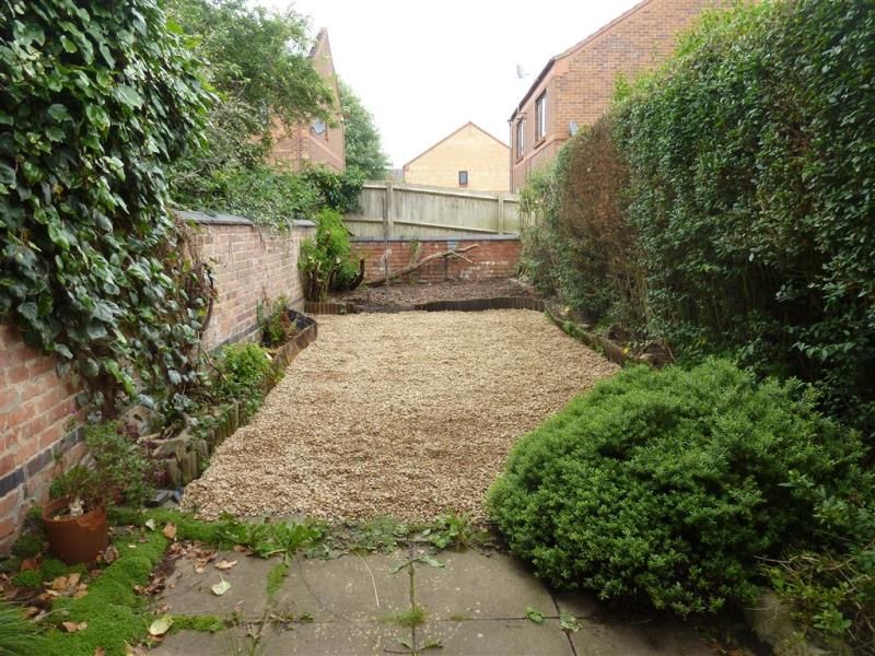 Property photo 1 of 6 Garden