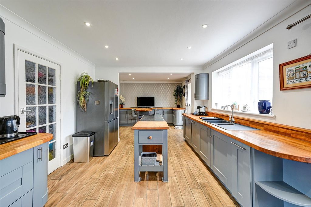 Property photo 3 of 31 Kitchen To Breakfast Room.Jpg