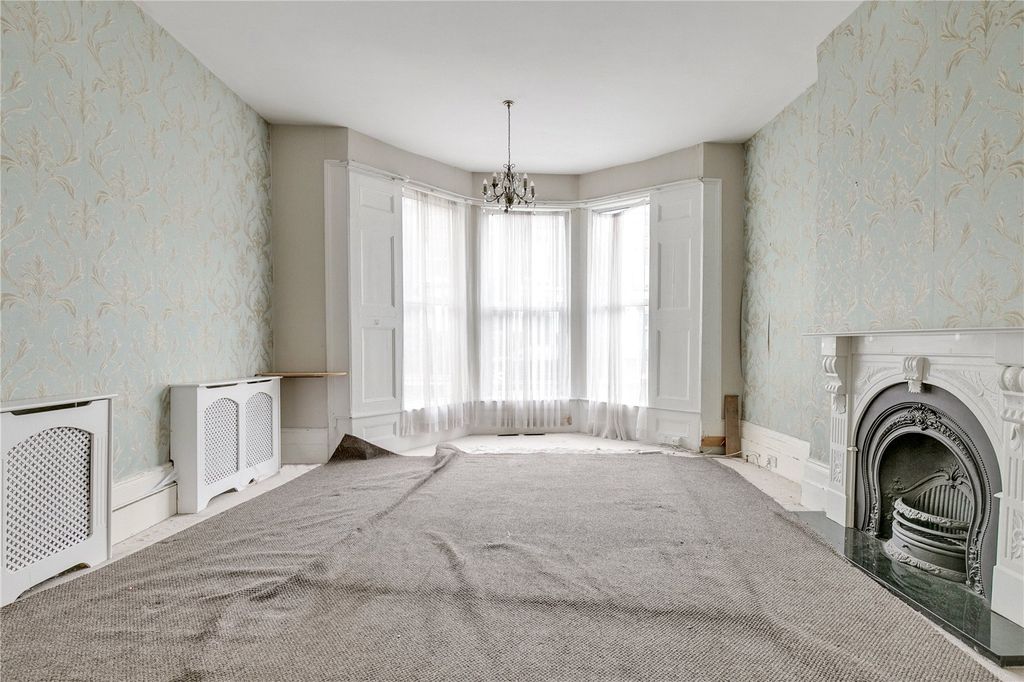 Property photo 2 of 8 Picture No. 04