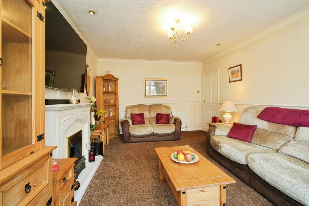 Property photo 3 of 19 Pbox-Img.Jpg