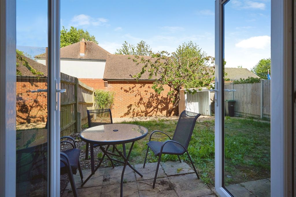 Property photo 3 of 16