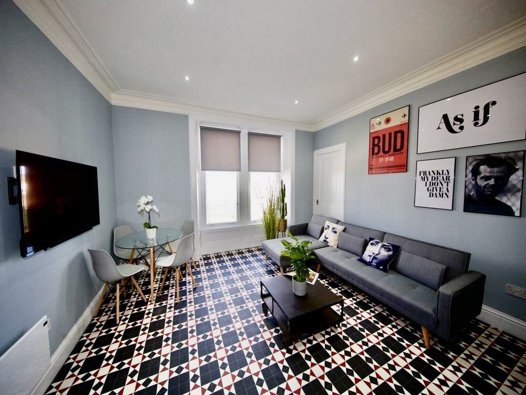 Property photo 1 of 14 Living Area With Dining (1)