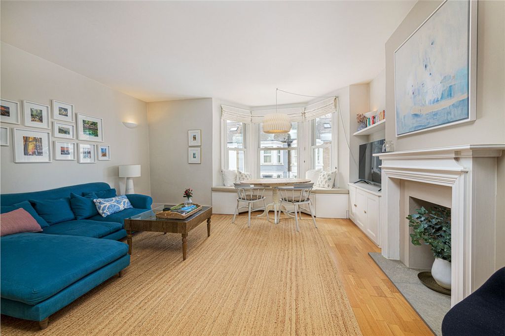 Property photo 2 of 11 Picture No. 12