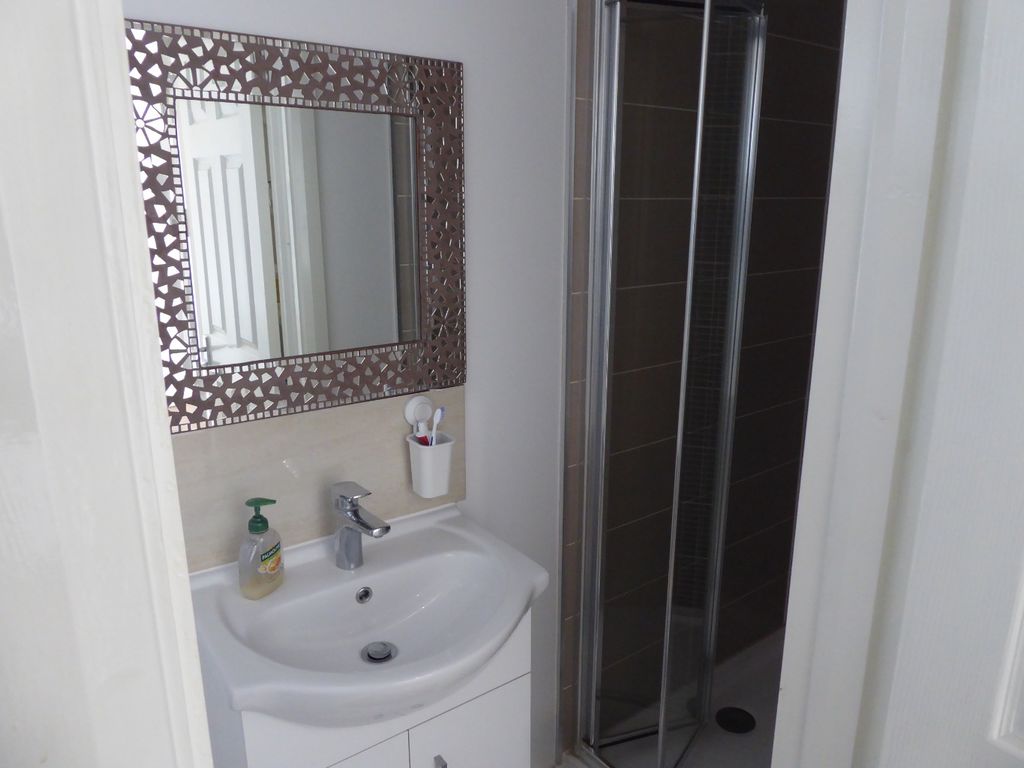 Property photo 3 of 7 4349302