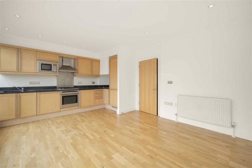 Property photo 3 of 8