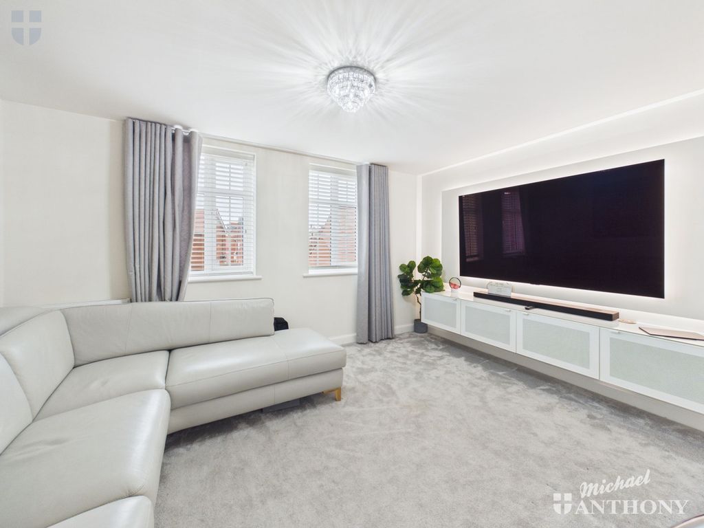 Property photo 2 of 22 95E2B186Beef4c43A02B91036d2F2Dcf_80_Cam03852G0-Pr0562-Still012