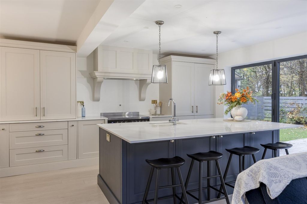 Property photo 3 of 37 2_Ashbourne_Place__6.Jpg