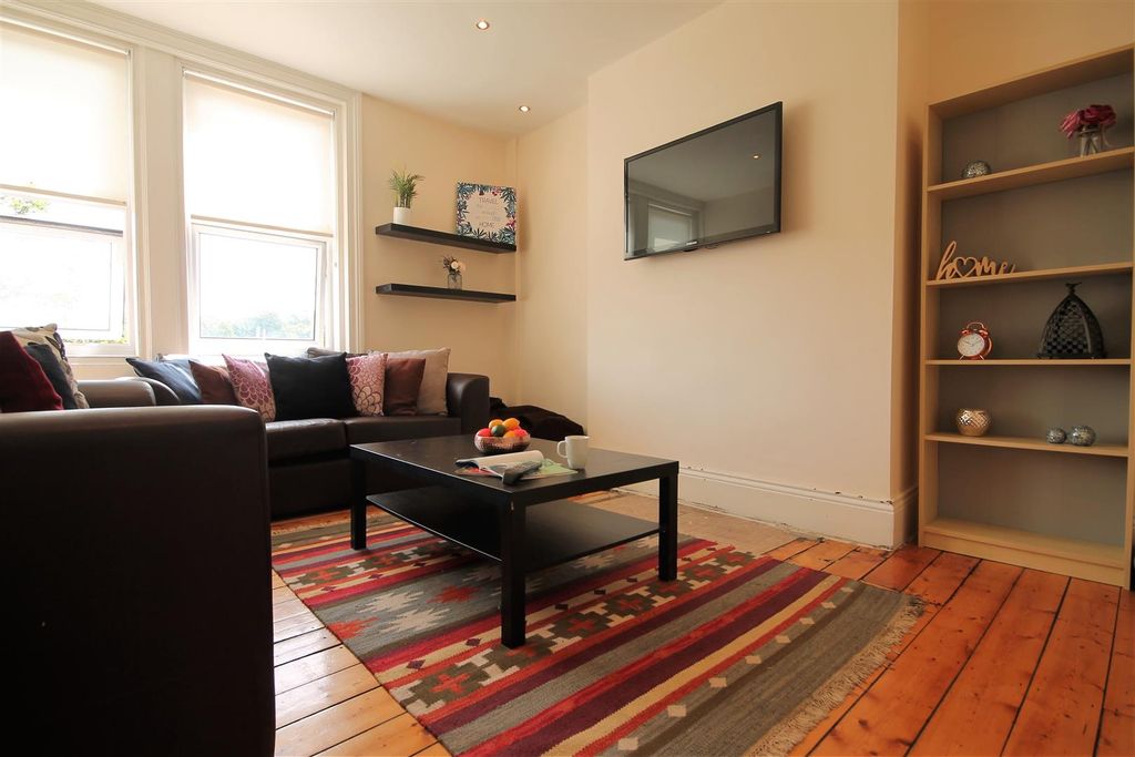 Property photo 1 of 9 1041.Jpg