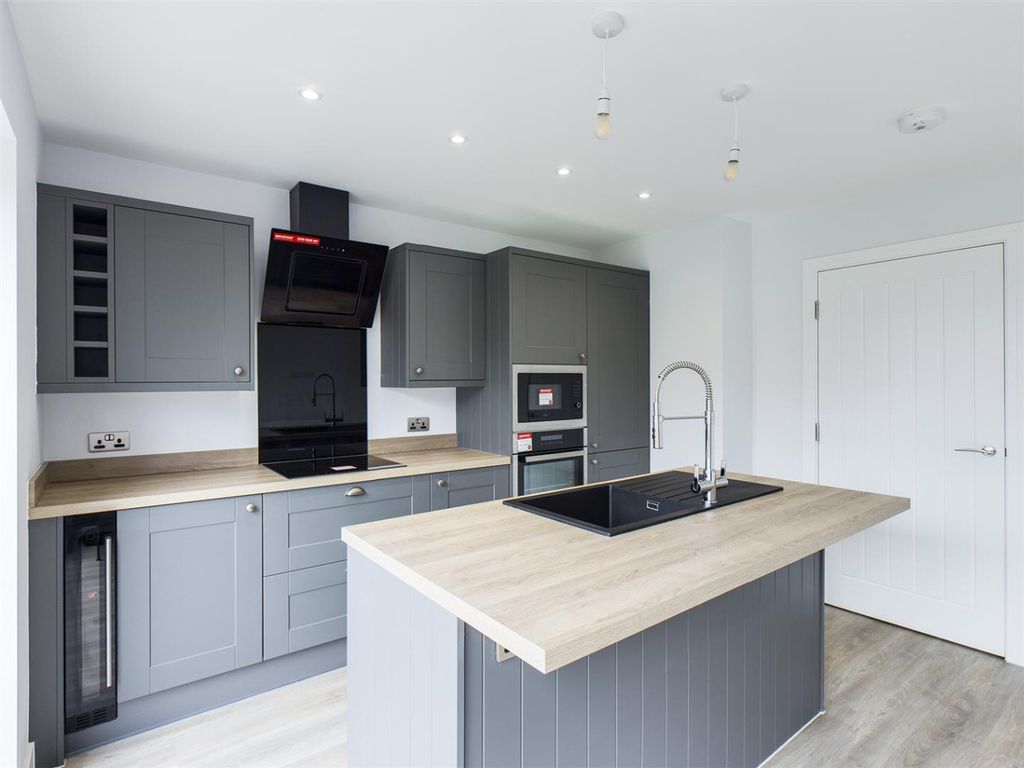 Property photo 3 of 7 3436527
