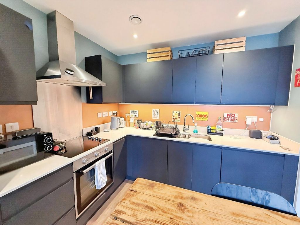 Property photo 3 of 19 Picture No. 25