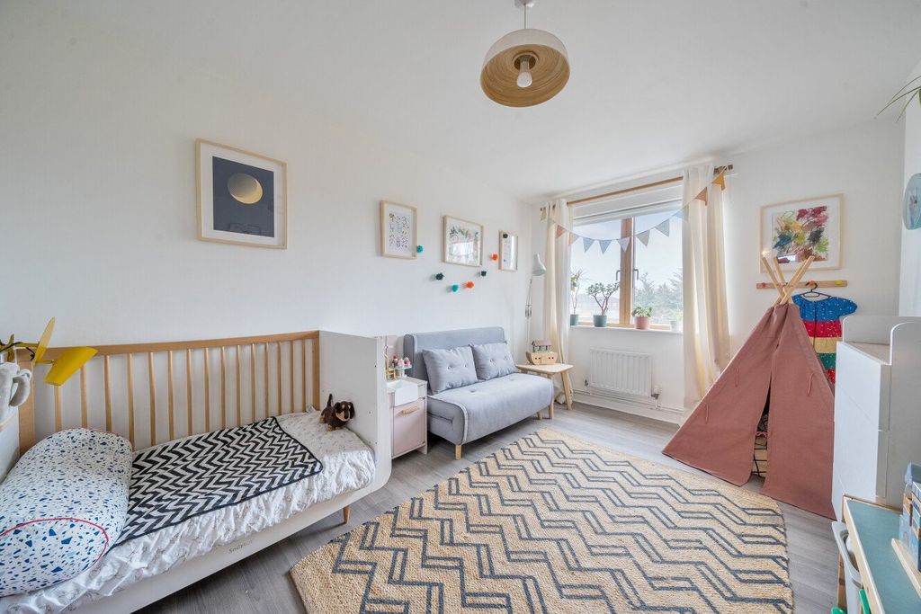 Property photo 3 of 15 Picture No. 18