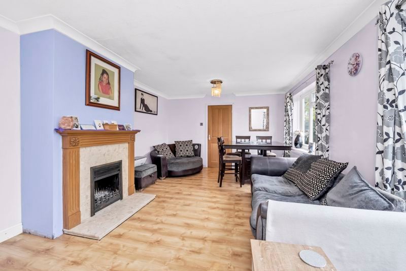 Property photo 2 of 16 Sitting Room