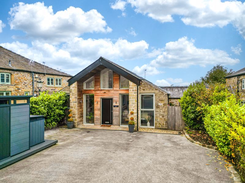 Property photo 3 of 36 Photo 38