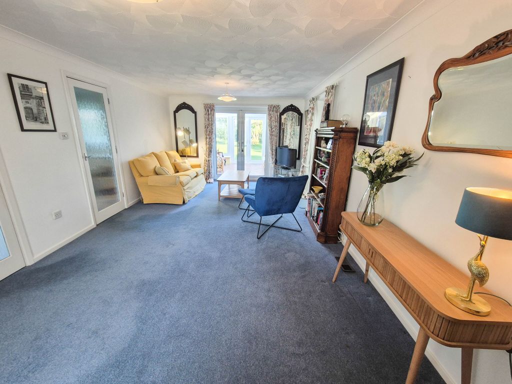 Property photo 3 of 24