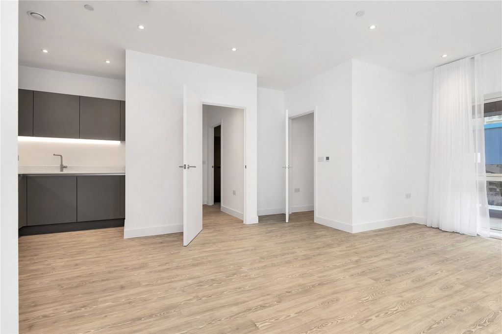 Property photo 3 of 8 Picture No. 03