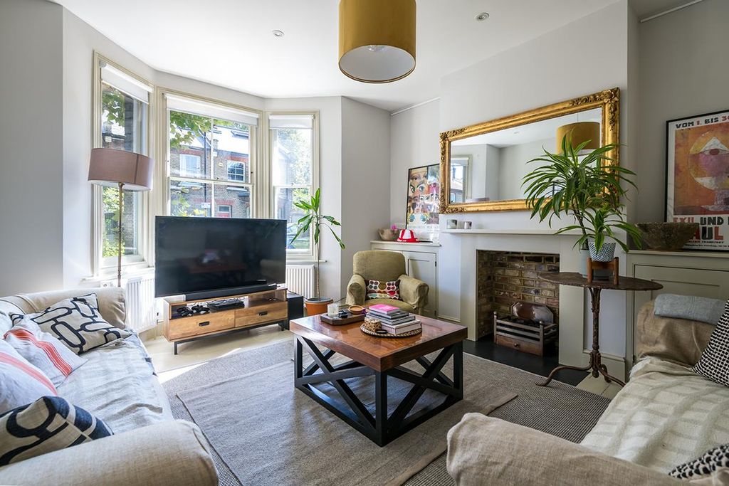 Property photo 2 of 20 Sansom Street-1.Jpg