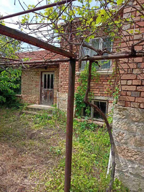 Property photo 2 of 5