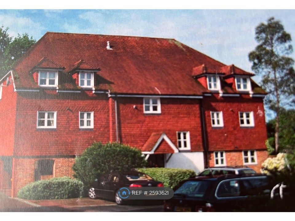 Property photo 1 of 5 Priory Court