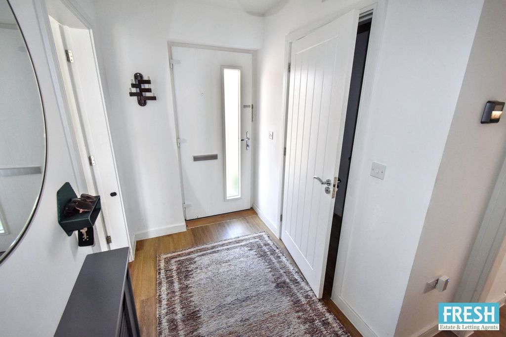 Property photo 2 of 38
