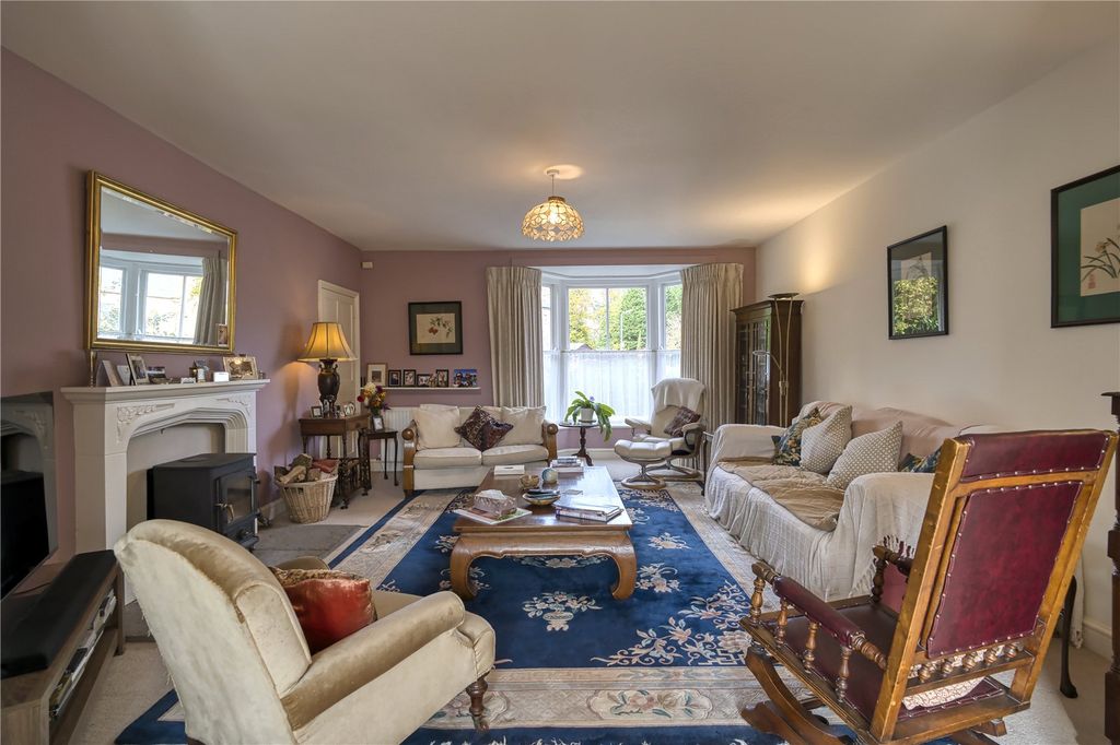 Property photo 3 of 33 Picture No. 41