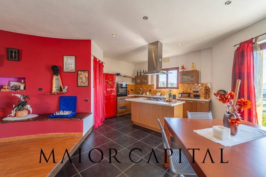 Property photo 3 of 30