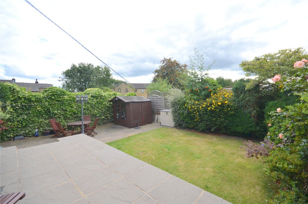 Property photo 2 of 26 Picture No. 05