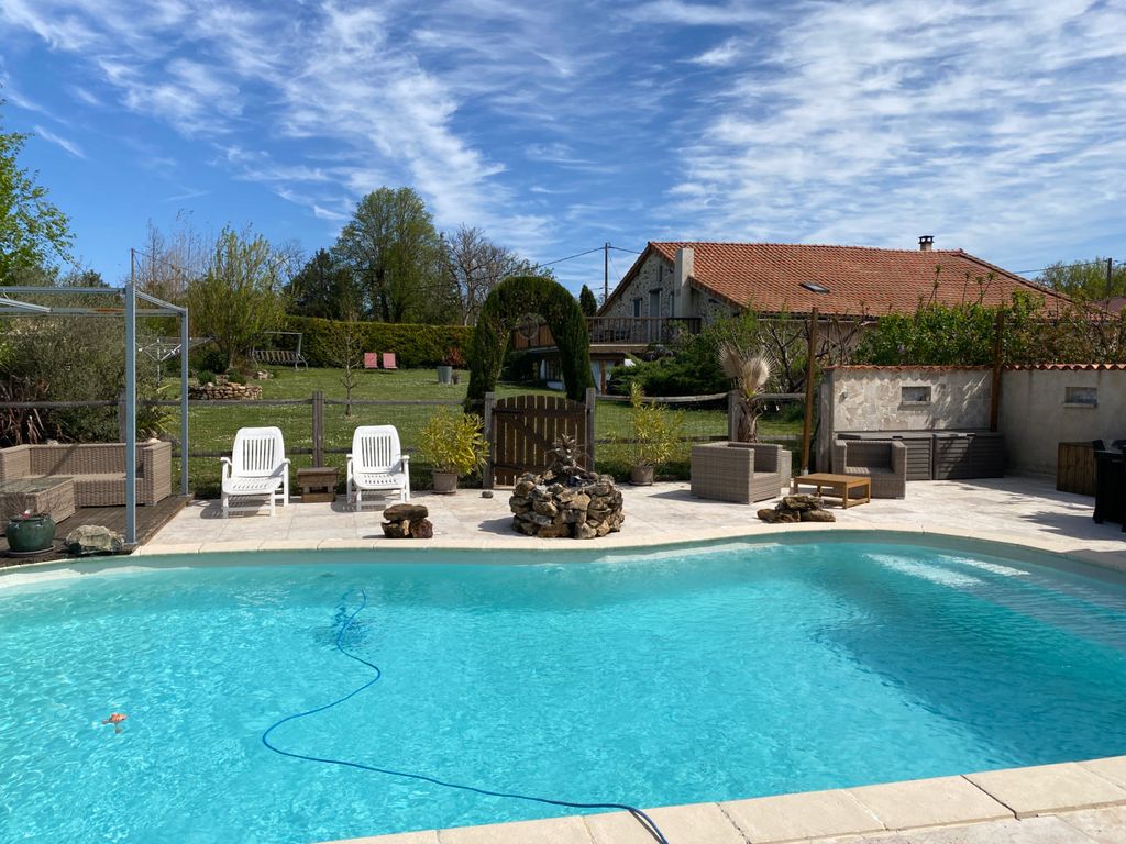 Property photo 1 of 15