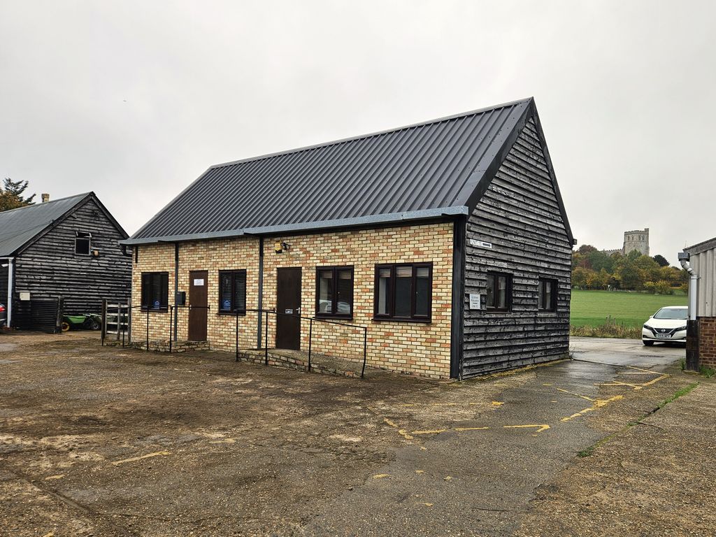 Property photo 1 of 6