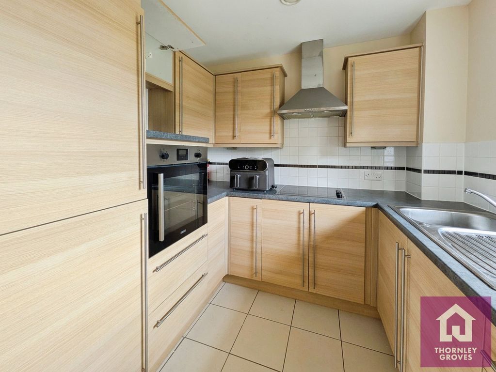 Property photo 3 of 14 Pbox-Img.Jpg